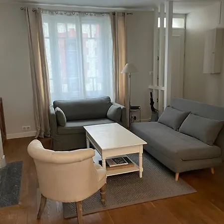 Charmante Maison, Plein Centre, Avec Exterieur דירה *