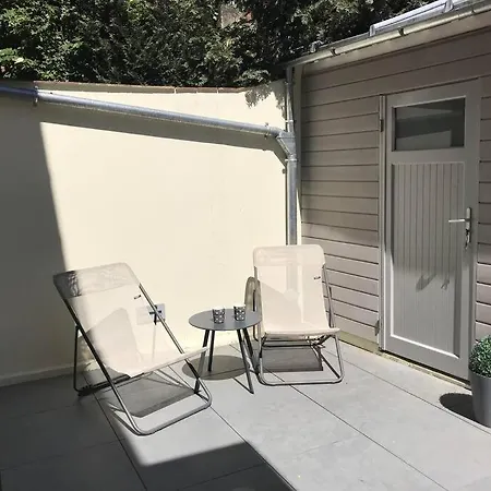 Apartamento Charmante Maison, Plein Centre, Avec Exterieur *